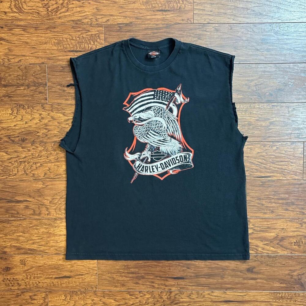Vintage 90’s Harley-Davidson Made In USA Eagle Graphic Cut-Off Sleeves Shirt XL